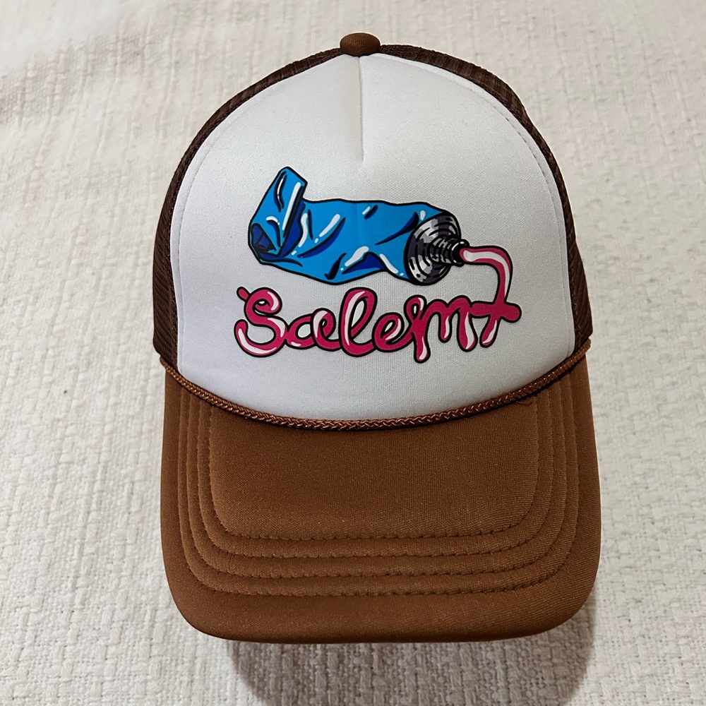 Zumiez women’s trucker hat